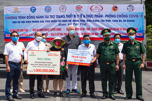 Tập đoàn Hưng Thịnh tài trợ 1 tỷ đồng cho Bộ đội Biên phòng phục vụ công tác phòng, chống dịch Covid-19
