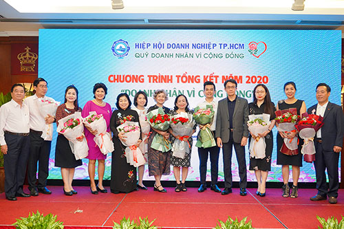Tập đoàn Hưng Thịnh hỗ trợ 200 triệu đồng thực hiện các hoạt động chăm lo cho người nghèo Tết 2021